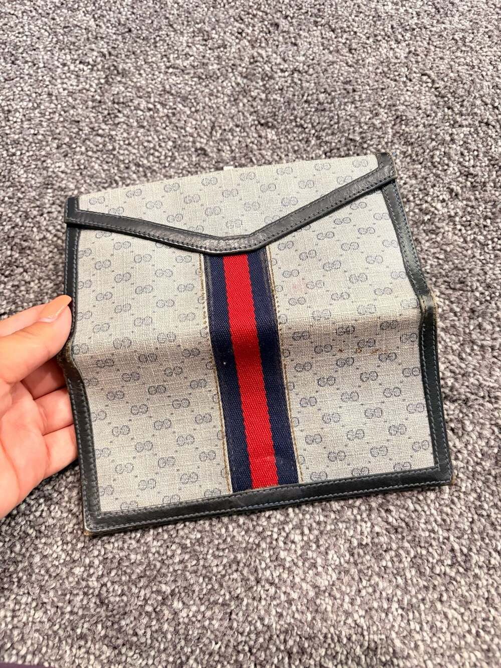 Vintage 2000s Gucci GG Monogram Continental Clutch Wallet with Web Stripe - Picture 14 of 15